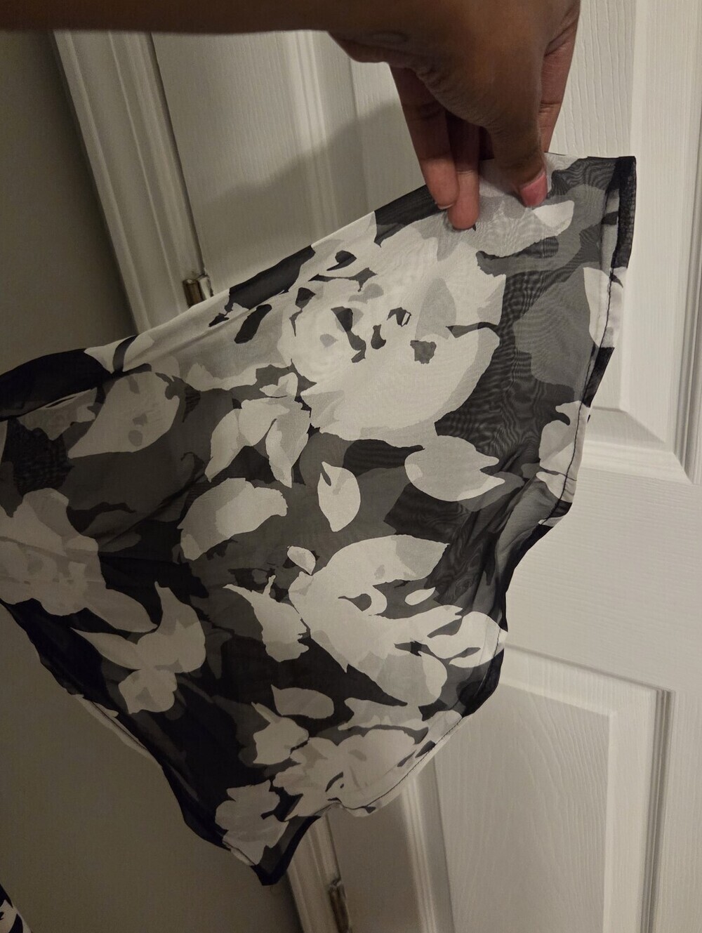 Cato Plus Size Women's Black Floral Sheer Bell Sleeve Mini Dress Sz 26/28W NWT - Picture 6 of 11